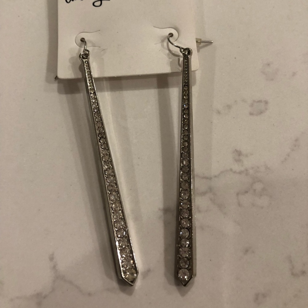 Long minimalist diamond-like Earrings